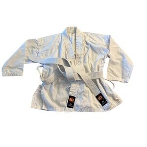 Costume KI International Martial Arts Gi Ages 3-6 White Belt Included
